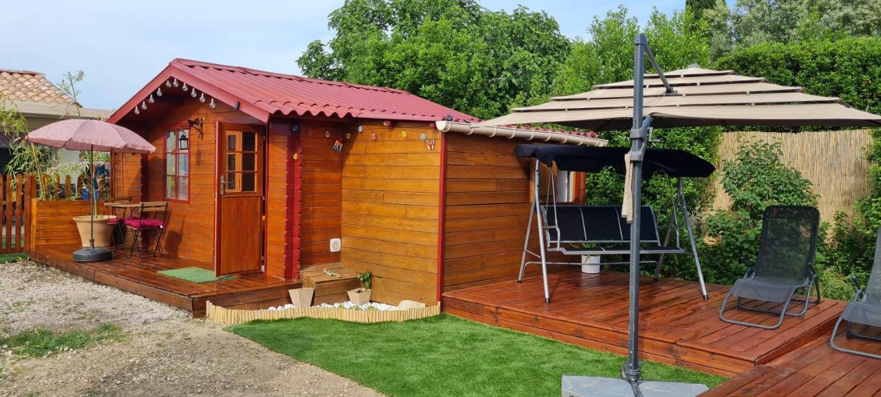 Le Chalet Des Dany Saint-Mamert-du-Gard Exterior photo
